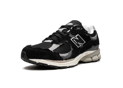 New Balance 2002R Protection Pack Black Grey - PLUGSNEAKRS