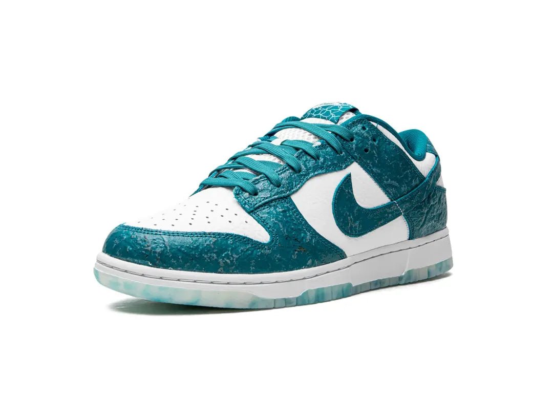 Nike Dunk Low Ocean - PLUGSNEAKRS