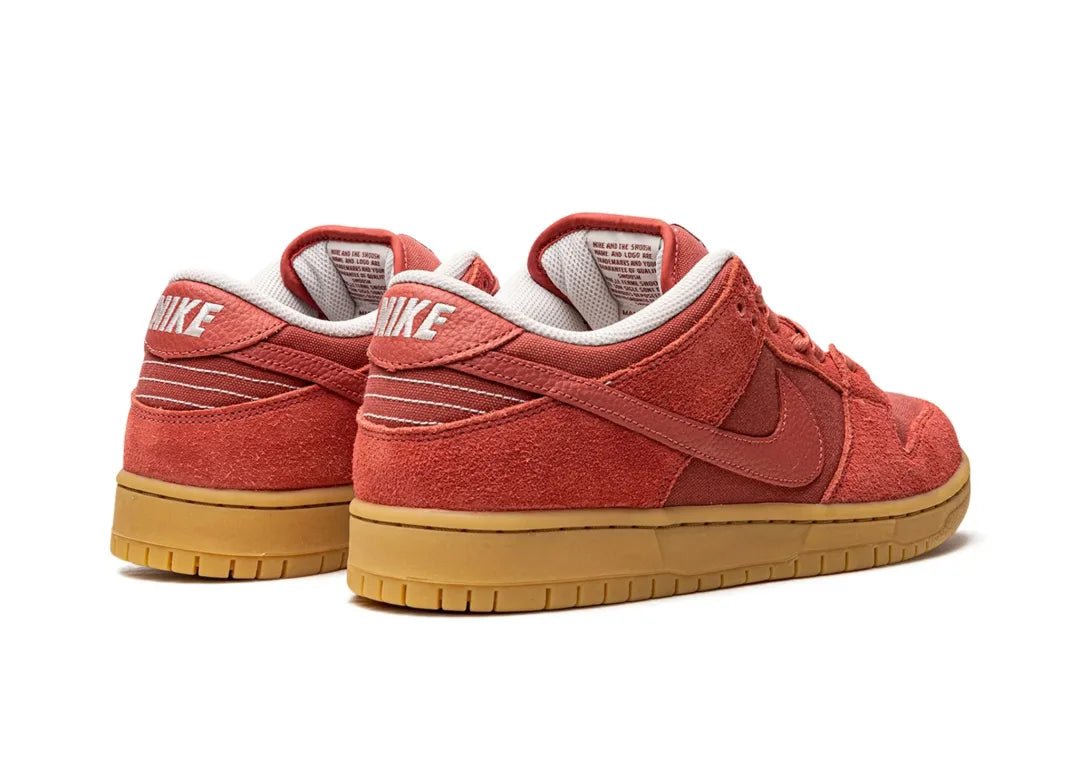 Nike SB Dunk Low Adobe